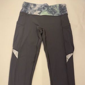 Grey ivivva leggings *NOT SOLD ANYMORE*